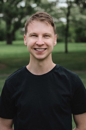 Photo of Alex Gilbert from the Latest Netflix gallery