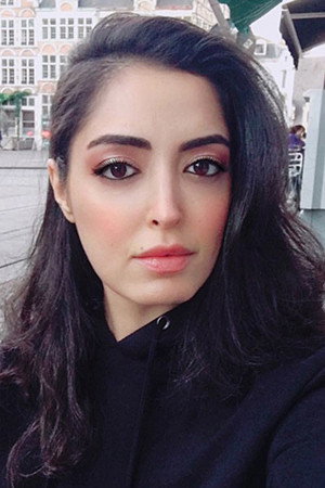 Photo of Nila Fırat from the Latest Netflix gallery
