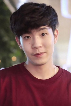Photo of Phurin Ruangvivatjarus from the Latest Netflix gallery