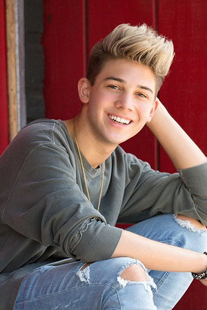 Photo of Grant Knoche from the Latest Netflix gallery
