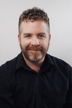 Photo of Kevin Hartford from the Latest Netflix gallery