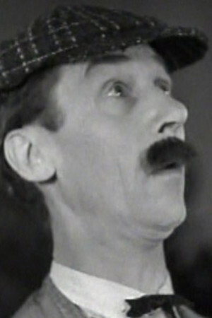 Photo of Charley Rogers from the Latest Netflix gallery