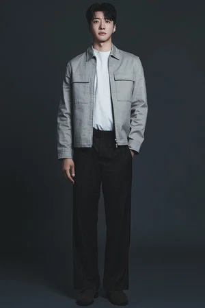 Photo of Kim Seo-ha from the Latest Netflix gallery