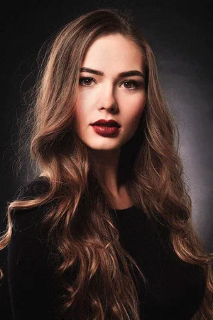 Photo of Yulia Verkhovskaya from the Latest Netflix gallery