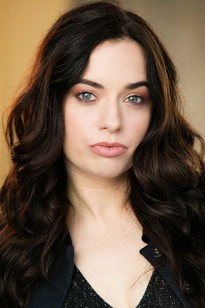 Photo of Lauren Elyse Taylor from the Latest Netflix gallery