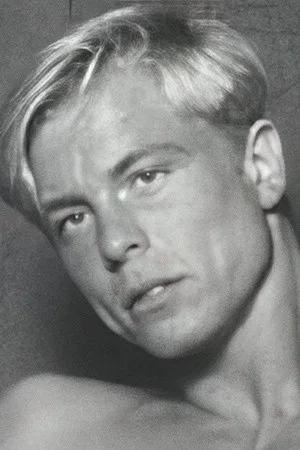 Photo of Michael Vincent from the Latest Netflix gallery