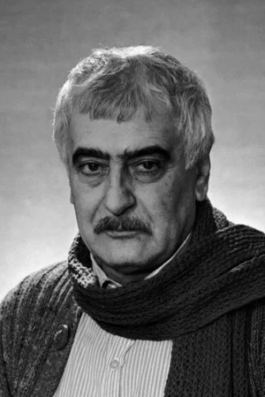 Photo of Frunze Dovlatyan from the Latest Netflix gallery