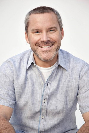 Roger Craig Smith photo