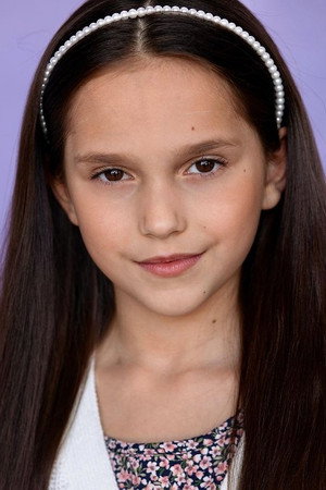Photo of Lane Elizabeth Rosa from the Latest Netflix gallery