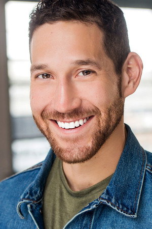 Photo of Fernando Rivera from the Latest Netflix gallery