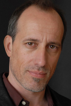 Photo of Alex Fernandez from the Latest Netflix gallery