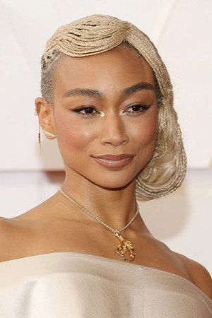 Tati Gabrielle photo