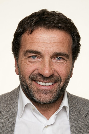 Photo of Ümit Acar from the Latest Netflix gallery
