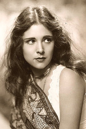Photo of Dorothy Janis from the Latest Netflix gallery