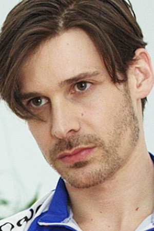 Photo of Parker Marx from the Latest Netflix gallery