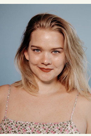Photo of Maddie Scanlan from the Latest Netflix gallery