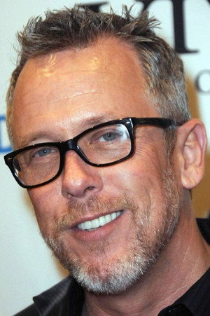 Photo of Tom Byron from the Latest Netflix gallery