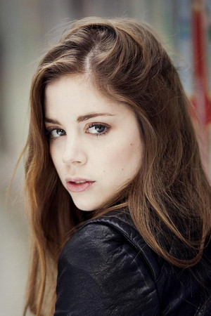 Charlotte Hope photo