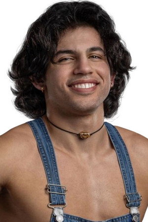Photo of Charlie Hilder from the Latest Netflix gallery