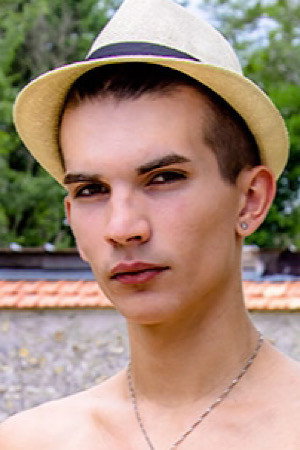 Photo of Anthony Sollis from the Latest Netflix gallery