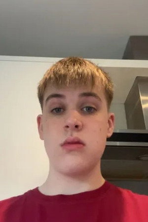 Photo of Matthew Rollo from the Latest Netflix gallery
