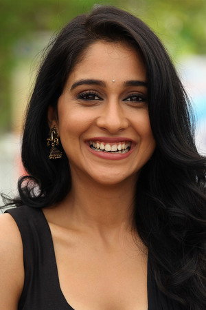 Regina Cassandra photo
