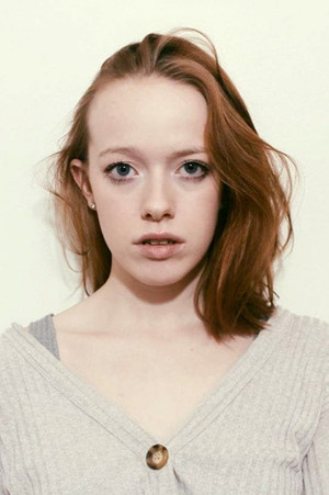 Amybeth McNulty photo