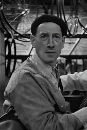 Photo of Georges Bever from the Latest Netflix gallery
