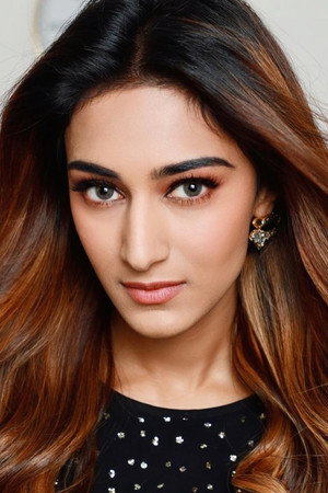 Erica Fernandes photo