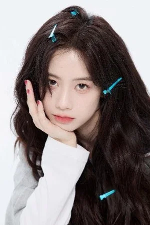 Photo of Kang Yuqian from the Latest Netflix gallery