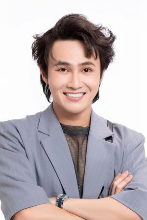 Photo of Huỳnh Lập from the Latest Netflix gallery