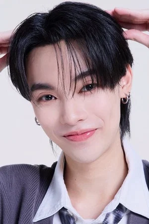 Photo of Thanut Osaithai from the Latest Netflix gallery