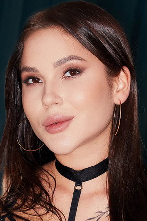 Photo of Lola Bambola from the Latest Netflix gallery