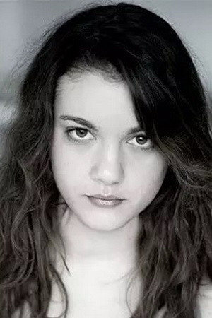Photo of Déborah Révy from the Latest Netflix gallery