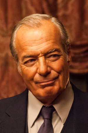 Photo of Louis Dezseran from the Latest Netflix gallery