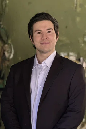 Photo of David Gordon from the Latest Netflix gallery