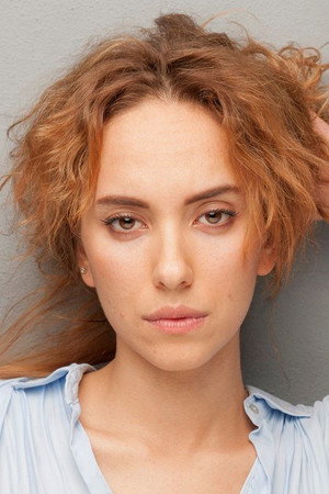 Duygu Sarişin photo