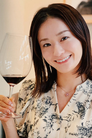 Photo of Asami Yoshikawa from the Latest Netflix gallery