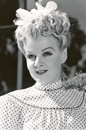 Photo of Ariel Heath from the Latest Netflix gallery