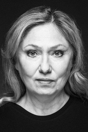 Carmen Mikiver photo