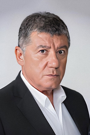 Tarık Ünlüoğlu photo