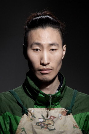 Photo of Chyu Kwang-hyun from the Latest Netflix gallery