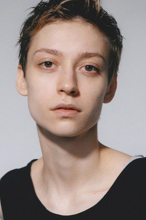 Photo of Alin Szewczyk from the Latest Netflix gallery