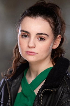 Photo of Eva McManus from the Latest Netflix gallery