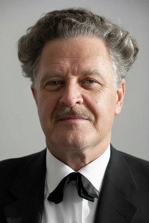 Photo of Nazım Hikmet Ran from the Latest Netflix gallery