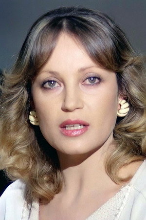 Photo of Anna Zinnemann from the Latest Netflix gallery