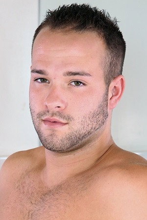Photo of Luke Adams from the Latest Netflix gallery