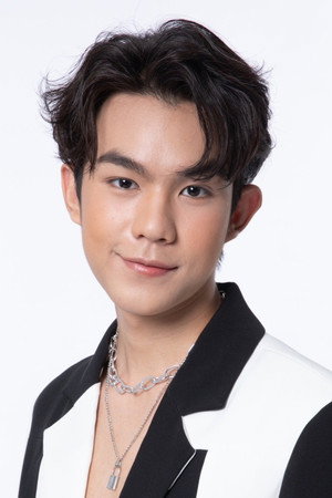 Nutthawat Eamchuen photo