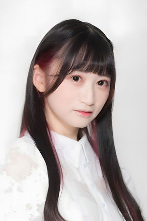 Ayami Tsukui photo