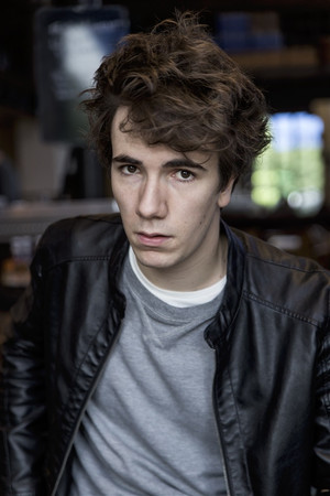 Photo of Xavier Guelfi from the Latest Netflix gallery